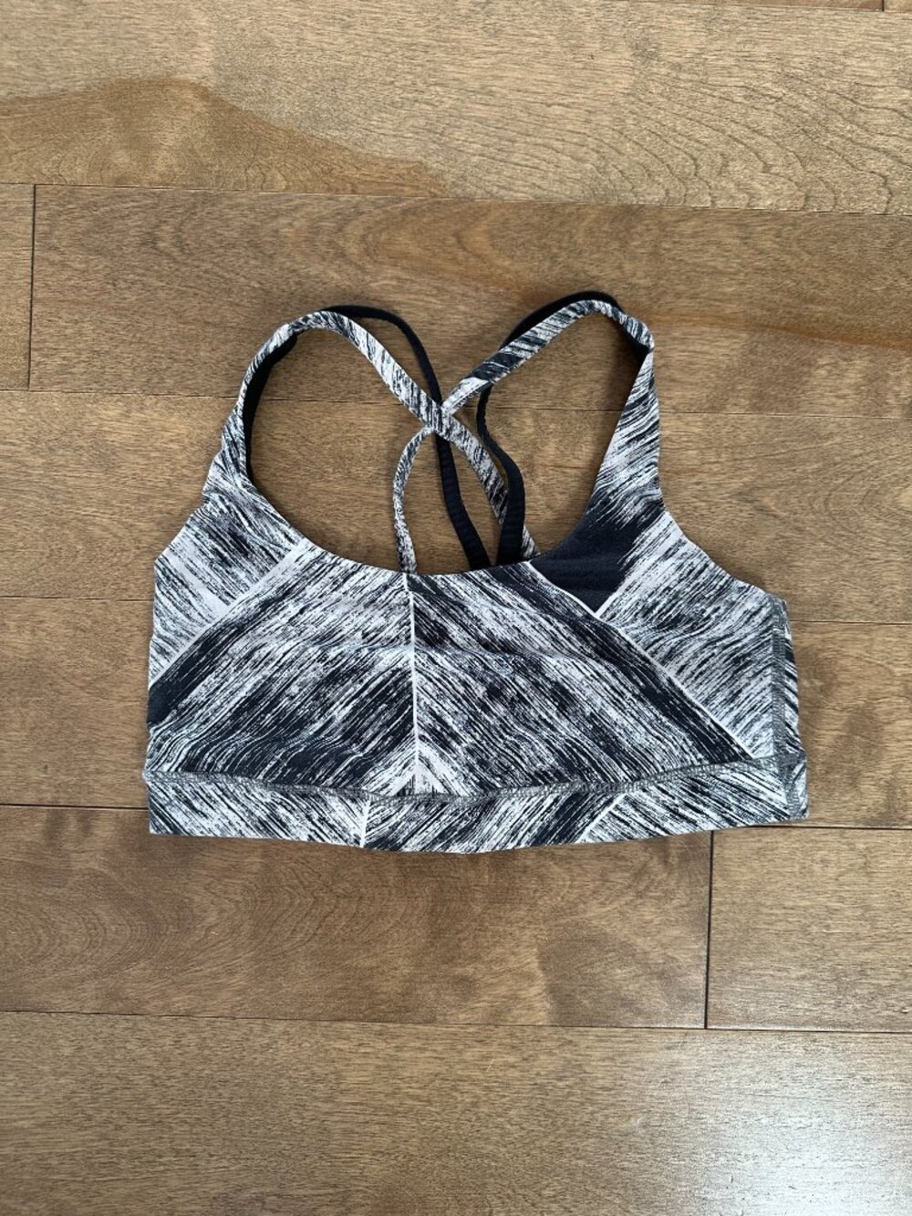 Lululemon Energy Bra in Heat Wave White/Black
